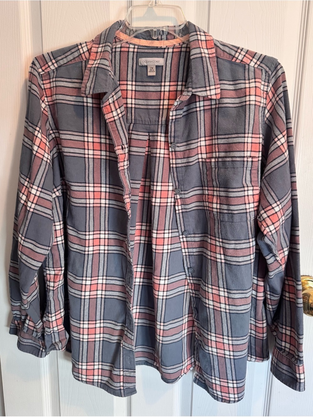 Ocean Current Women’s Plaid Button-Down Shirt - Gray & Pink